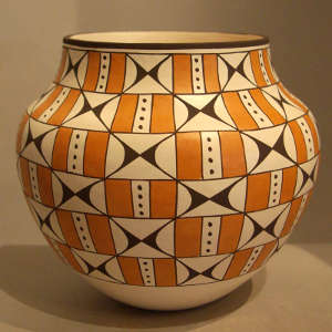 Geometric design on a polychrome jar