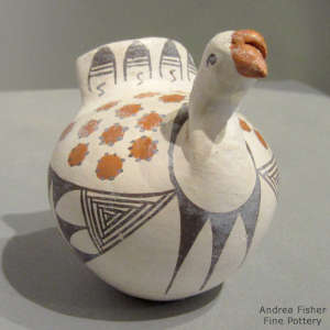 Bird element and geometric design on a turkey figure