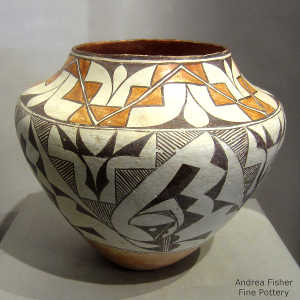 Geometric design on a polychrome jar