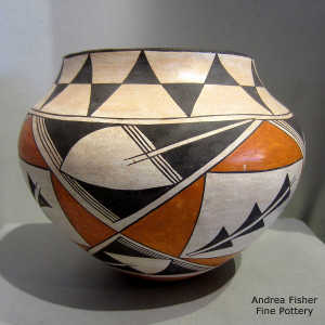 Geometric design on a polychrome jar