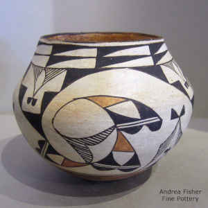 Geometric design on a polychrome jar