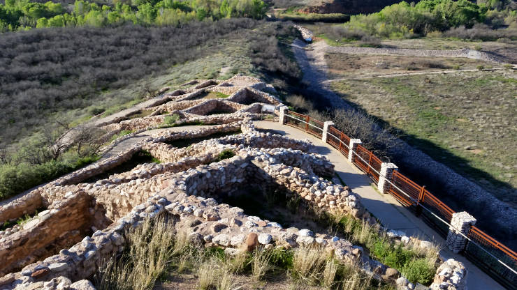 Looking south over the ruin from the top of the mound