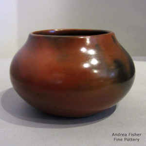 Fire clouds on a polished and burnished brown jar