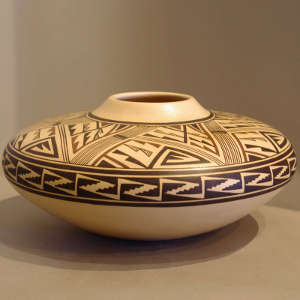 Sikyatki designs on a polychrome jar