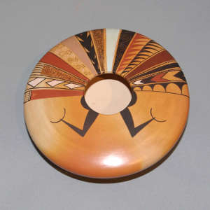 Turkey-fell-in-the-hole design on a polychrome flying-saucer jar