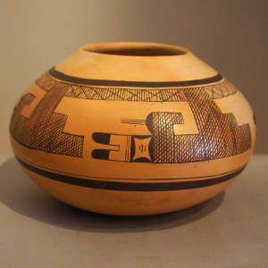 Stylized bird element design on a Sikyatki-style jar