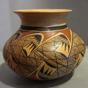 Tall-necked jar with migration pattern design