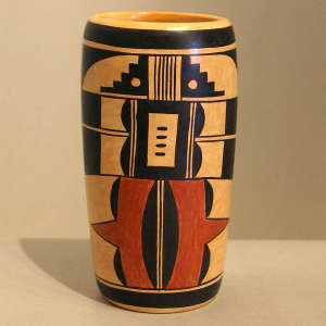 Geometric design on a polychrome cylinder