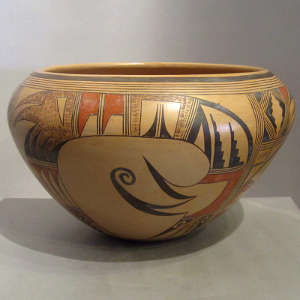 Bird element design on a polychrome bowl