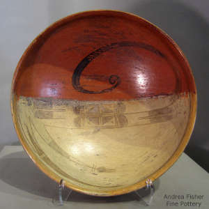 Bird element design on a polychrome bowl