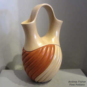 Carved melon design on a two-color wedding vase