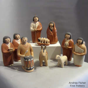 Ten pieces in a nacimiento