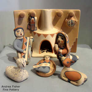 6 pieces in a nativity