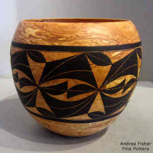 Geometric design on a Mixed clay jar