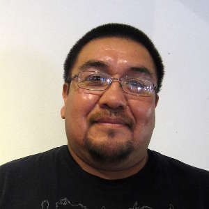 Laguna potter Robert Kasero Sr.