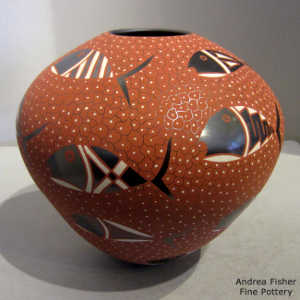 Fish motif on a polychrome jar