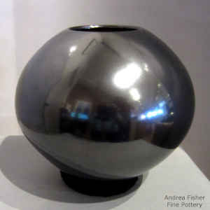 Plain polished black jar