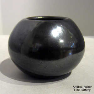 Polished plain black jar