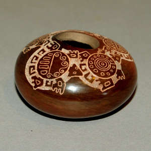 Sgraffito turtle design on a polished brown seedpot