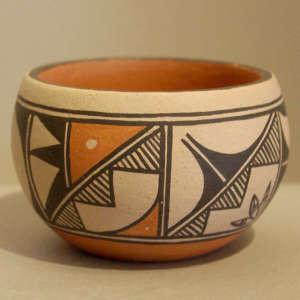 Geometric design on a polychrome bowl