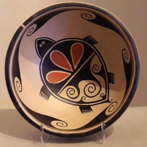 Turtle and geometric design on a polychrome chili bowl