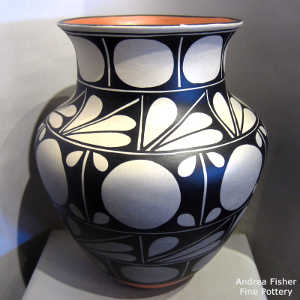 Geometric design on a polychrome jar