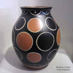 Geometric design on a polychrome jar