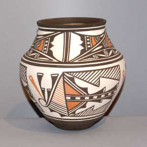 Geometric design on a polychrome jar