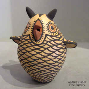 Polychrme owl figure